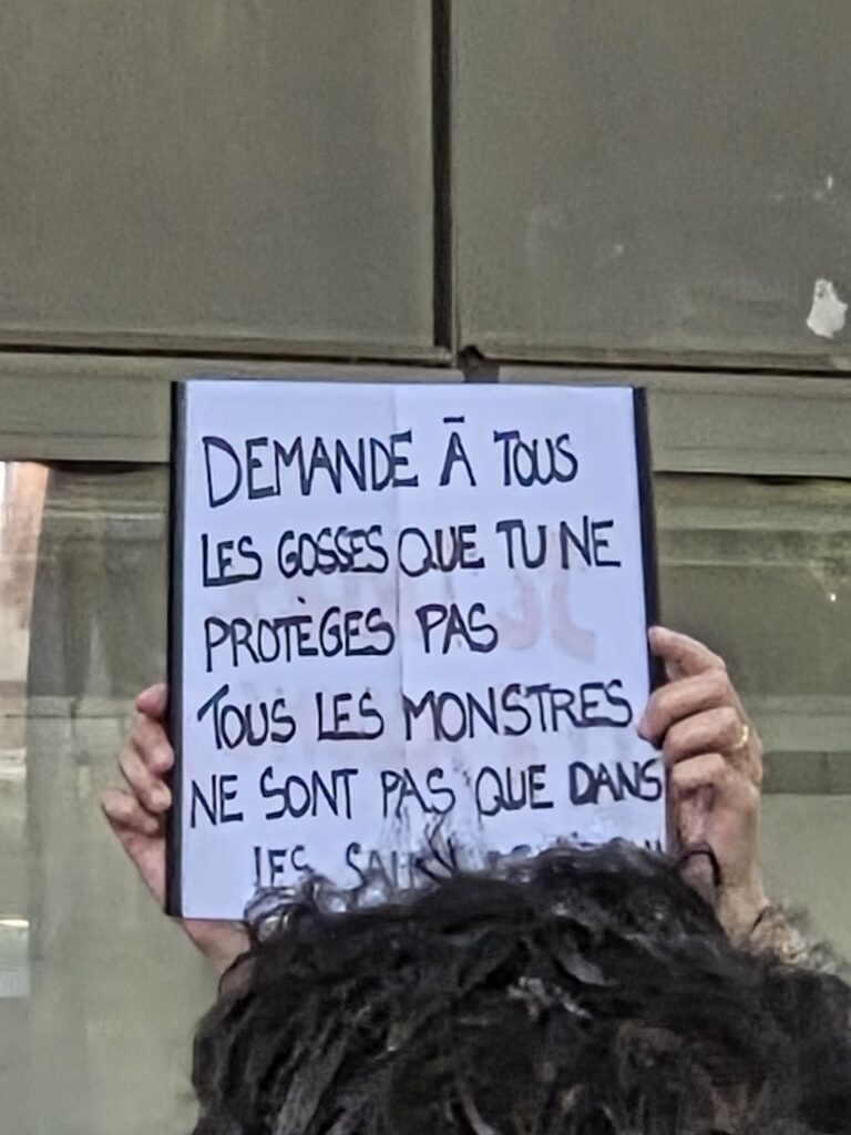 Demande à tous les gosses que tu ne protège pas
